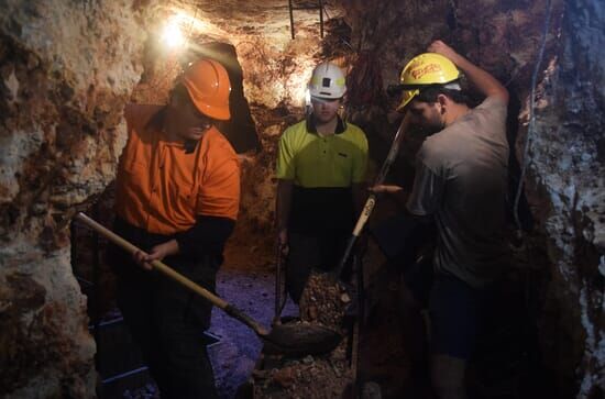 Outback Opal Hunters – Edelsteinjagd in Australien