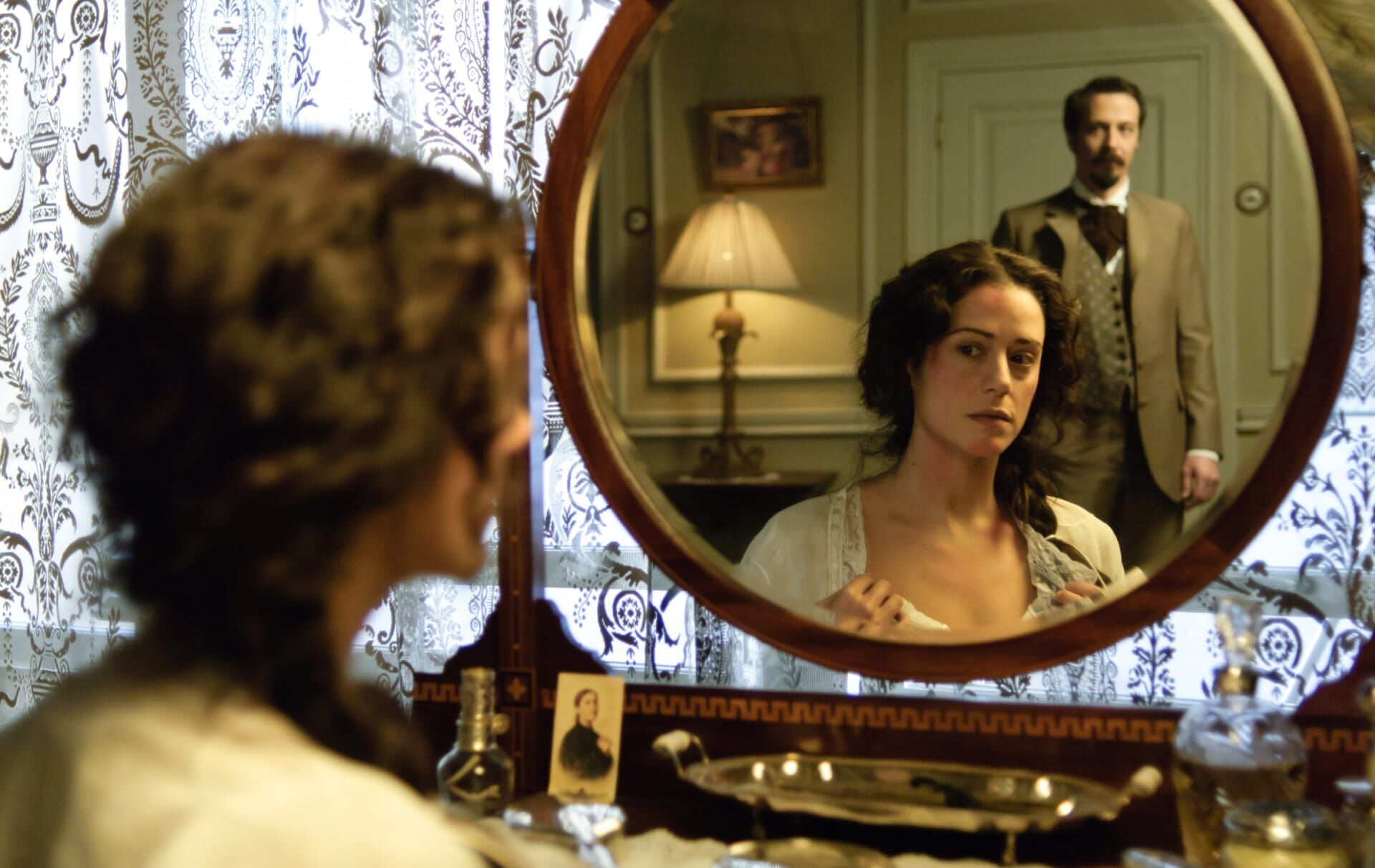 Grand Hôtel Saison 2 Épisode 3