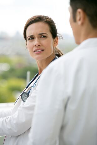 Camera de gardă Sezonul 1 Episodul 2