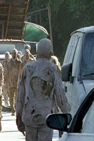 The Walking Dead: Invazia zombi Sezonul 7 Episodul 6