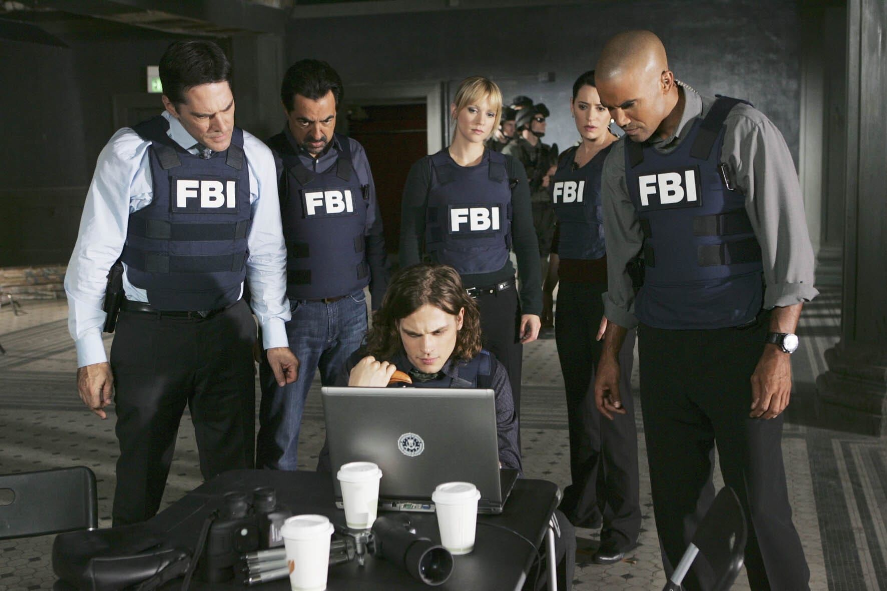 Minţi criminale Sezonul 5 Episodul 9