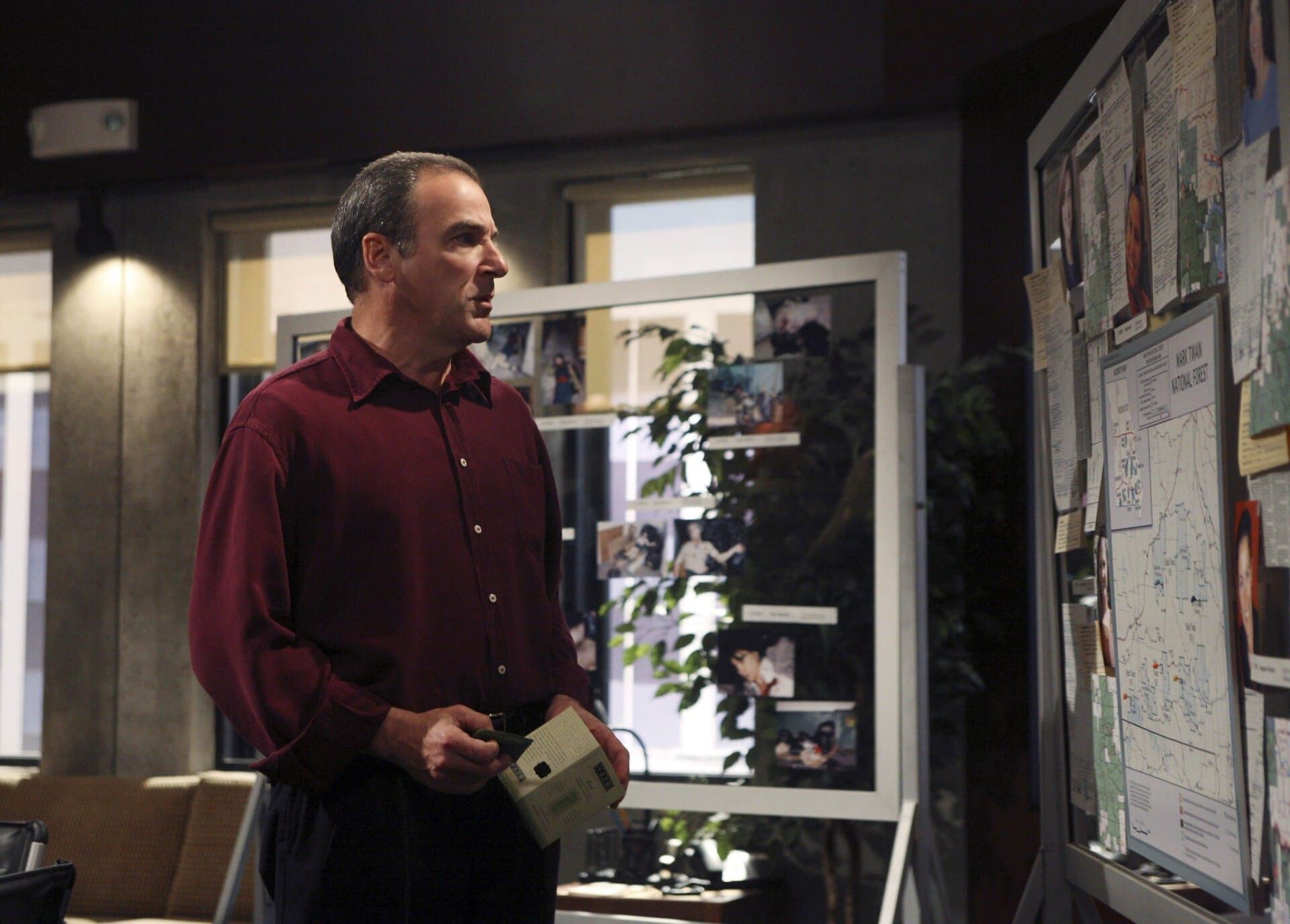 Minţi criminale Sezonul 1 Episodul 21