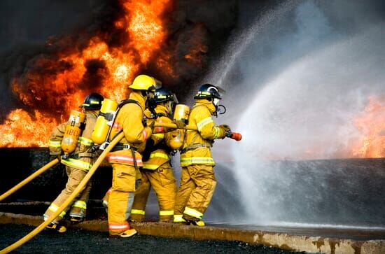 112: Feuerwehr im Einsatz