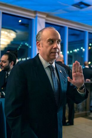 Miliarde Sezonul 7 Episodul 5