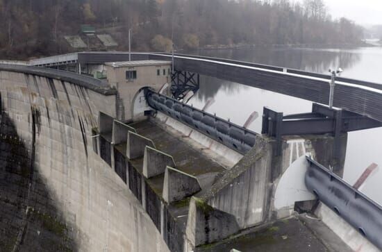 Voll elektrisch – als der Strom das Land eroberte