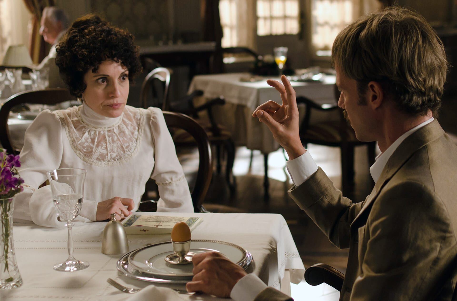 Grand Hôtel Saison 2 Épisode 13