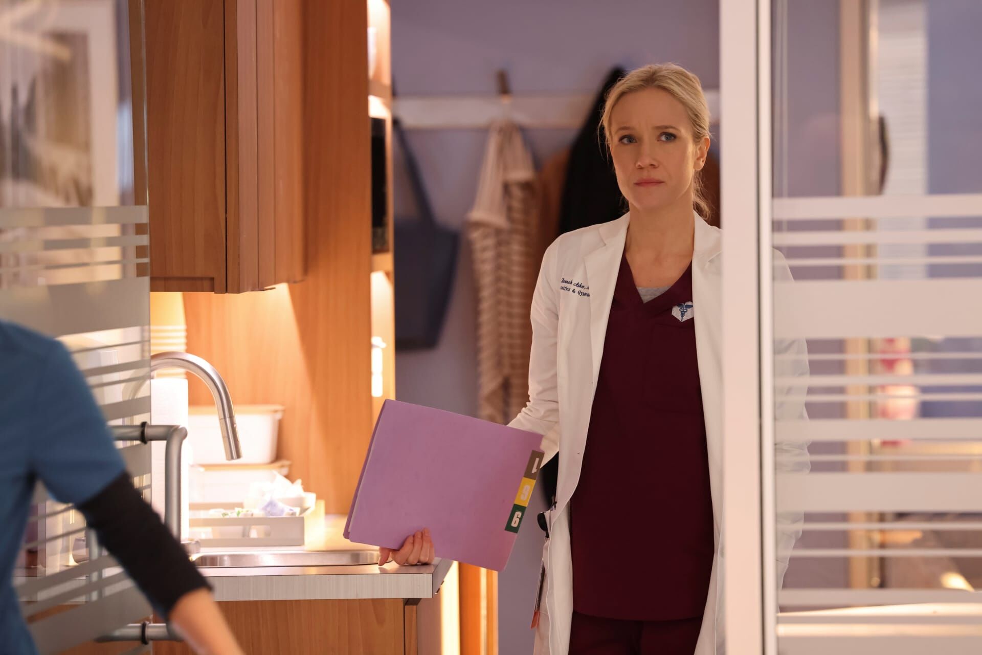 Camera de gardă Sezonul 10 Episodul 13