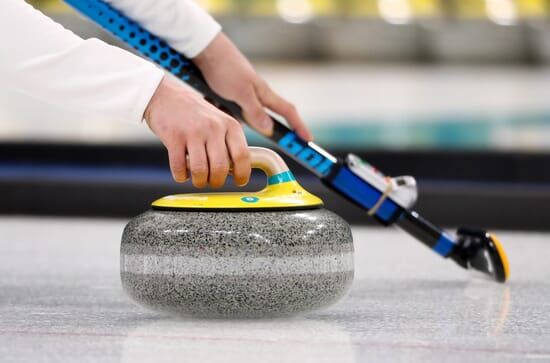 Curling:...