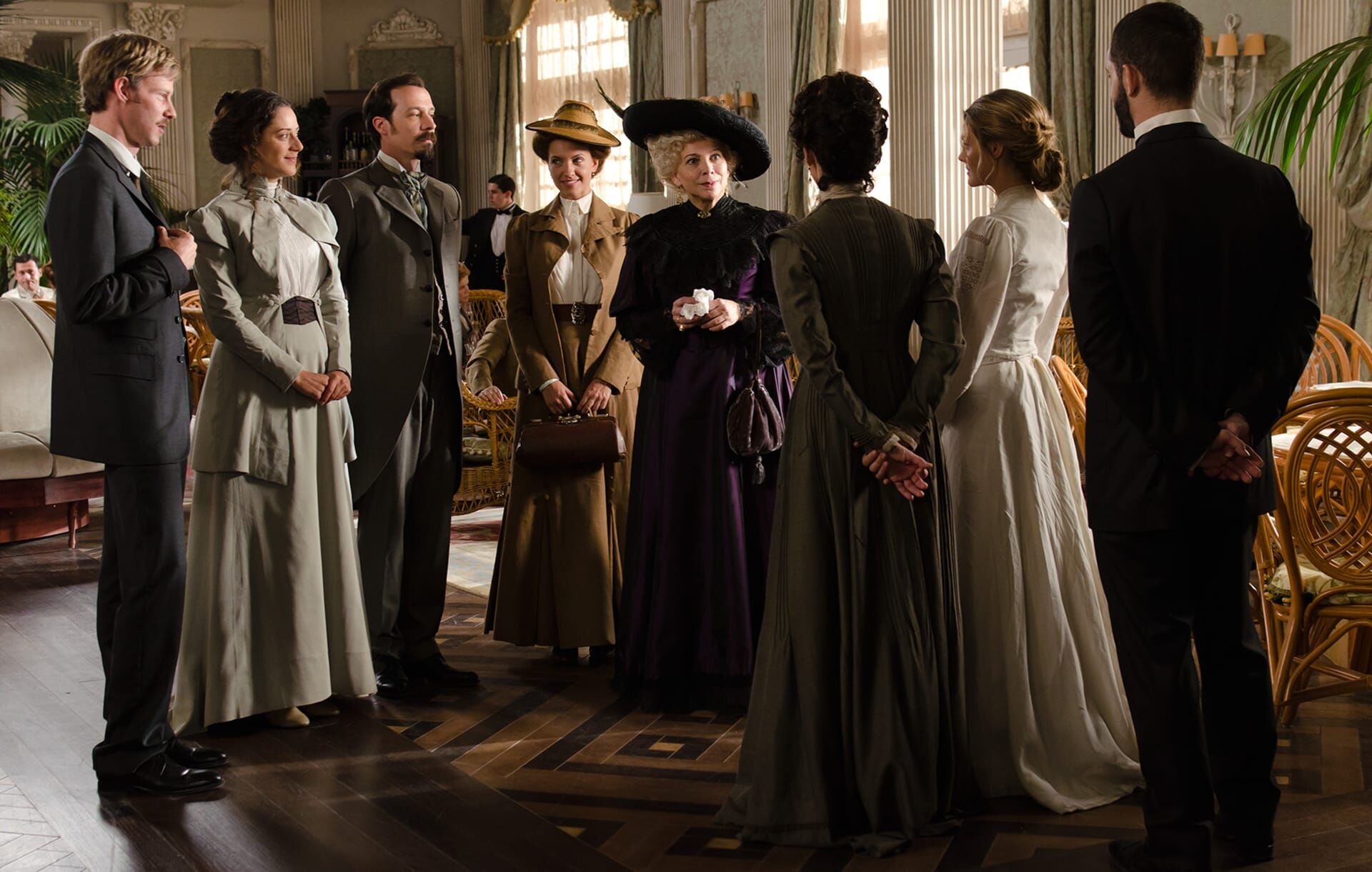 Grand Hôtel Saison 1 Épisode 1