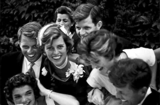 Vier Brüder, fünf Schwestern. Die Kennedys