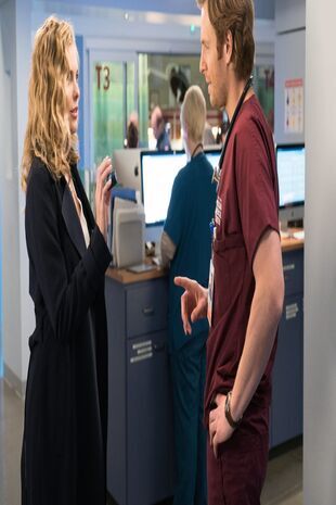 Camera de gardă Sezonul 1 Episodul 9