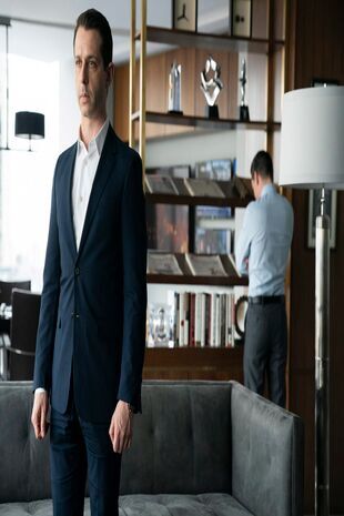 Succesiunea - Hunting