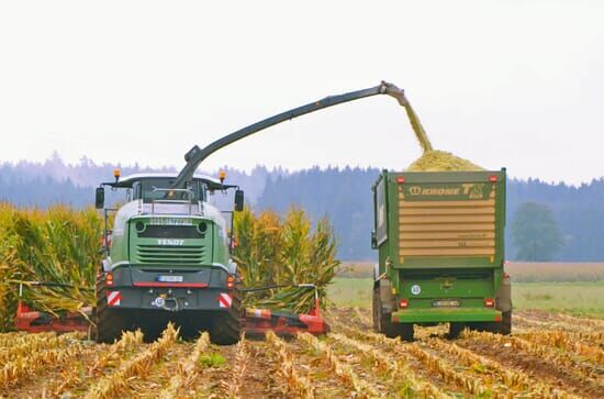 Hightech auf dem Acker – Einsatz für die Ernte-Giganten