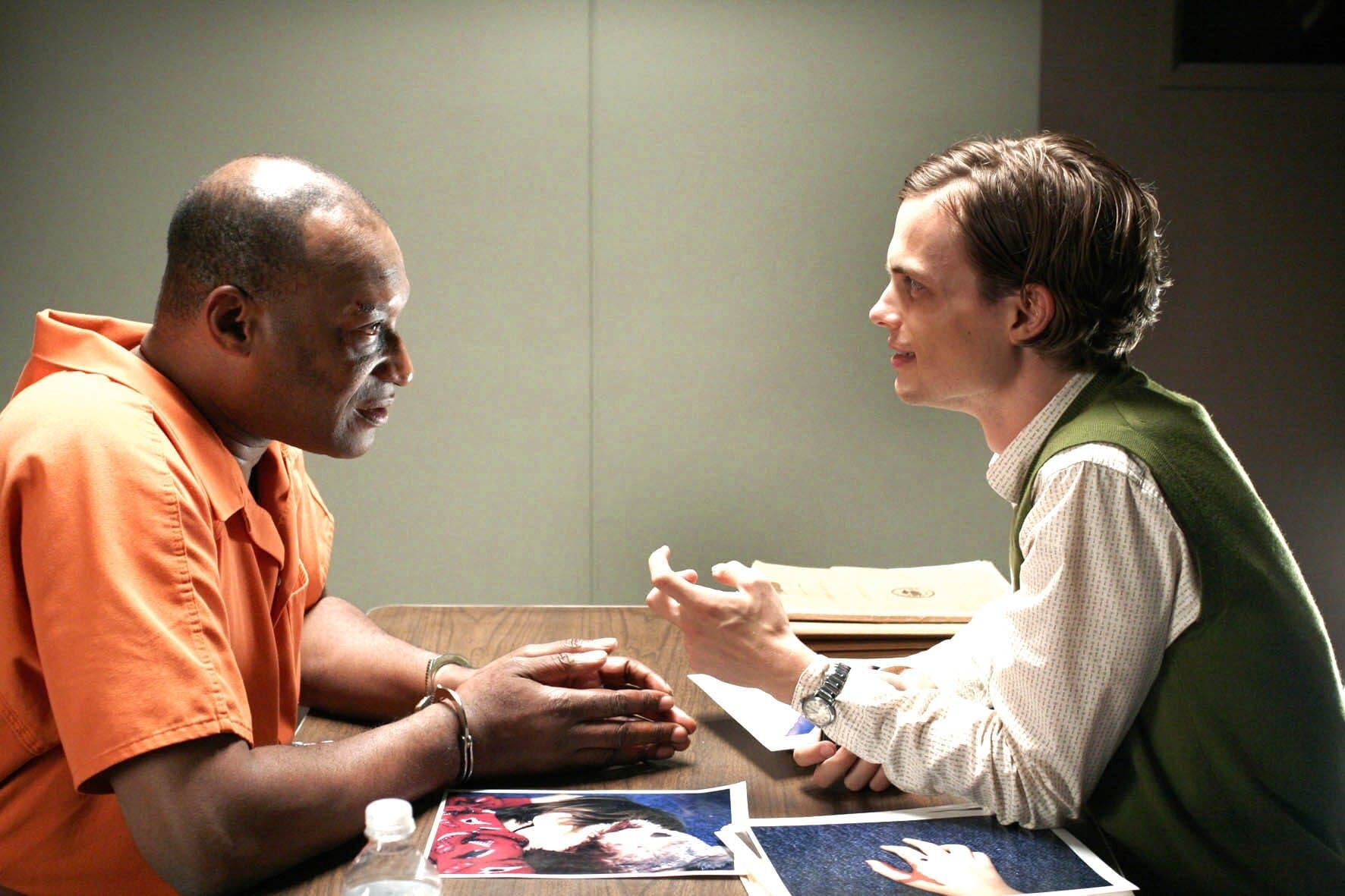 Minţi criminale Sezonul 1 Episodul 7