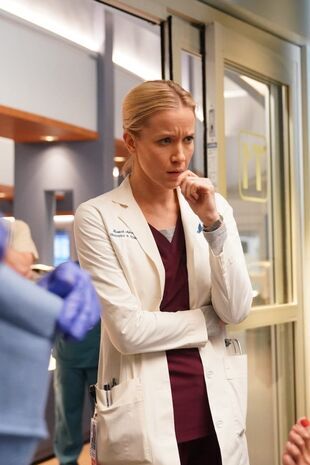 Camera de gardă Sezonul 10 Episodul 9