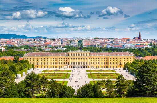 Nachtschiene Schönbrunn