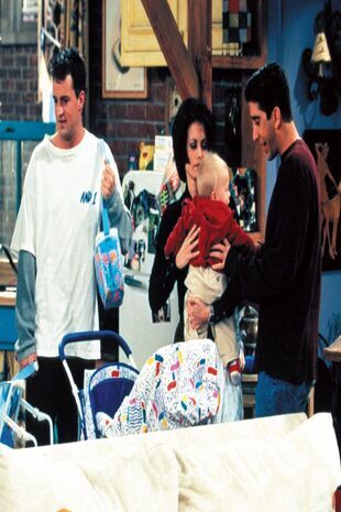 Friends - The One with the Baby on the Bus